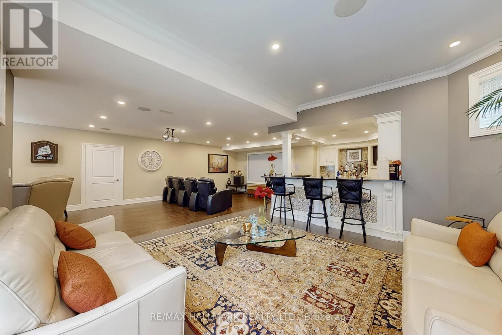 63 Grayfield Drive, Whitchurch-Stouffville, Ontario  L4A 0B1 - Photo 24 - N12509834