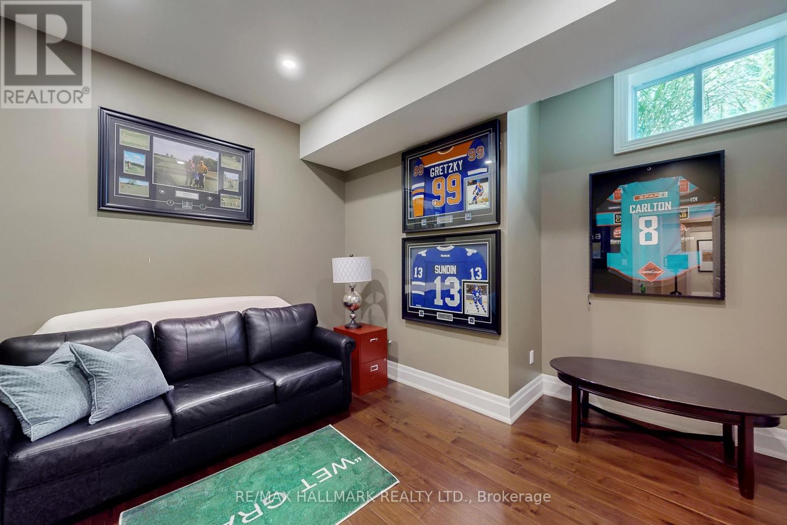 63 Grayfield Drive, Whitchurch-Stouffville, Ontario  L4A 0B1 - Photo 30 - N12509834