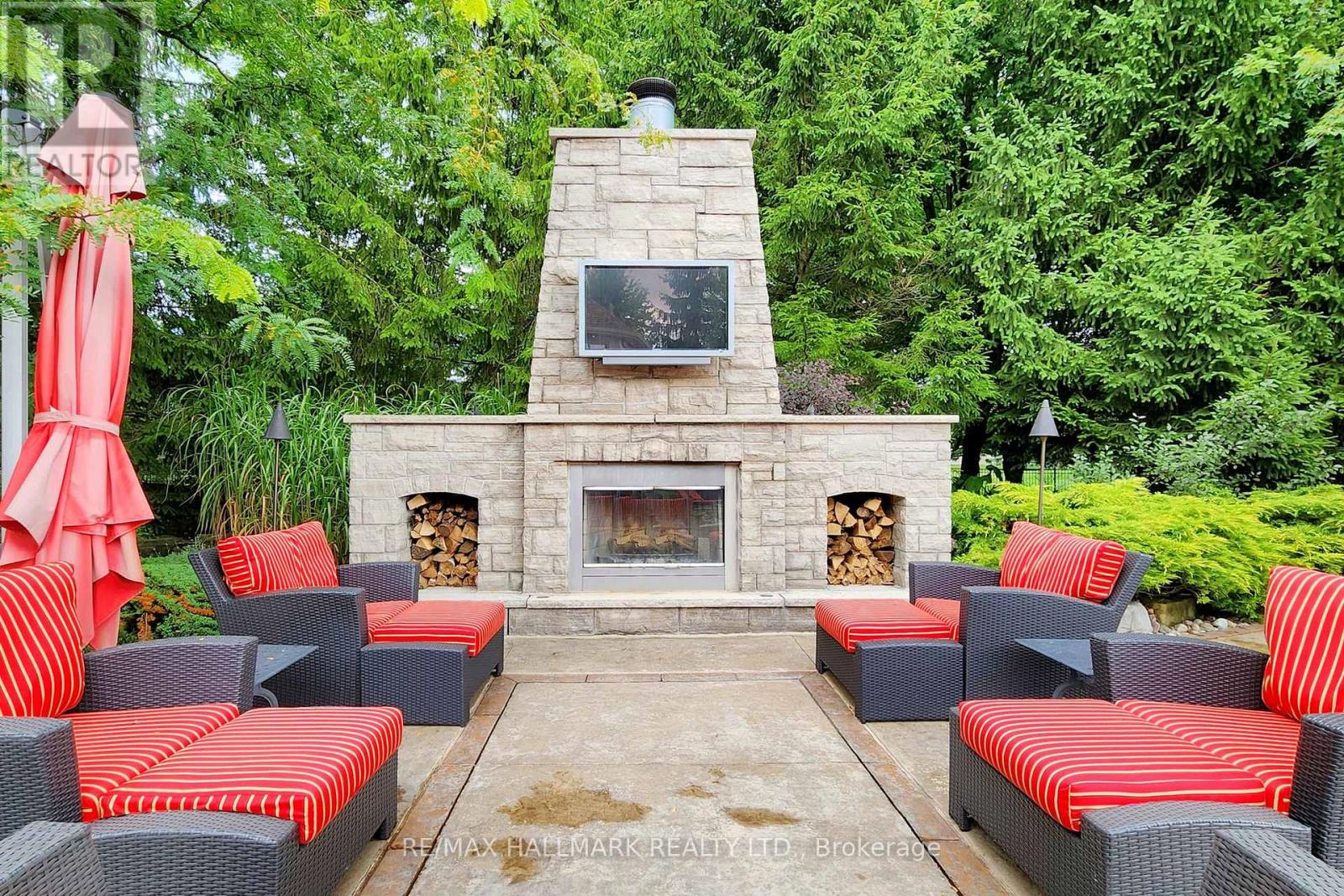 63 Grayfield Drive, Whitchurch-Stouffville, Ontario  L4A 0B1 - Photo 42 - N12509834