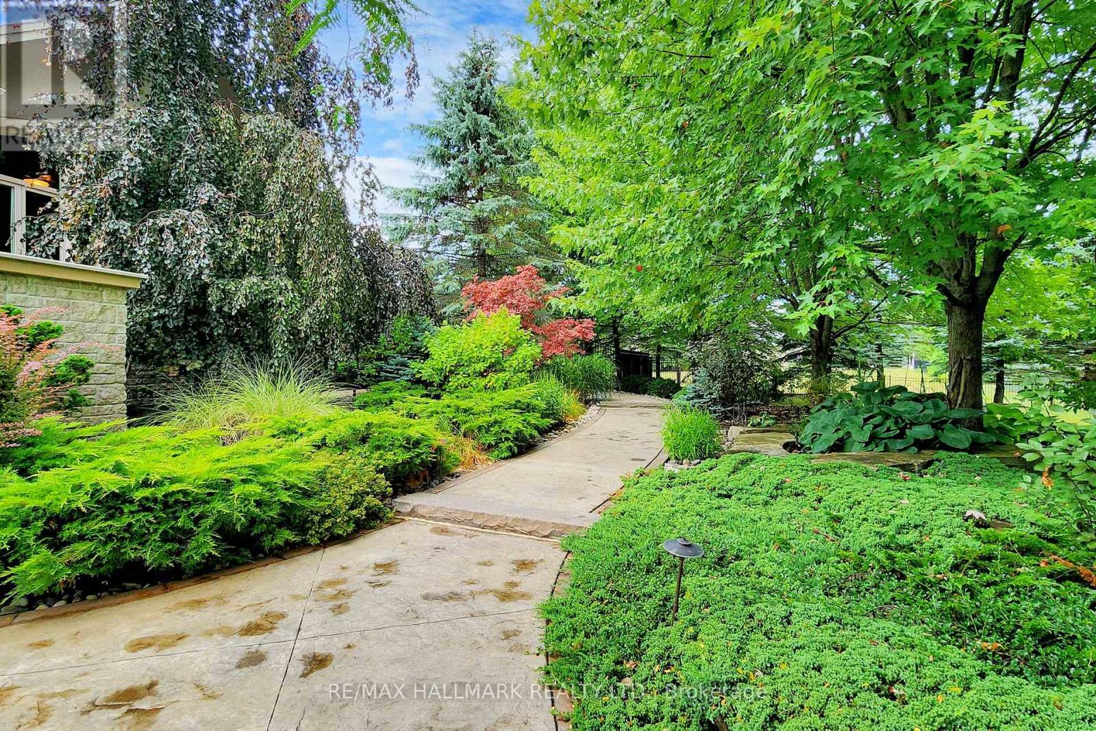 63 Grayfield Drive, Whitchurch-Stouffville, Ontario  L4A 0B1 - Photo 45 - N12509834