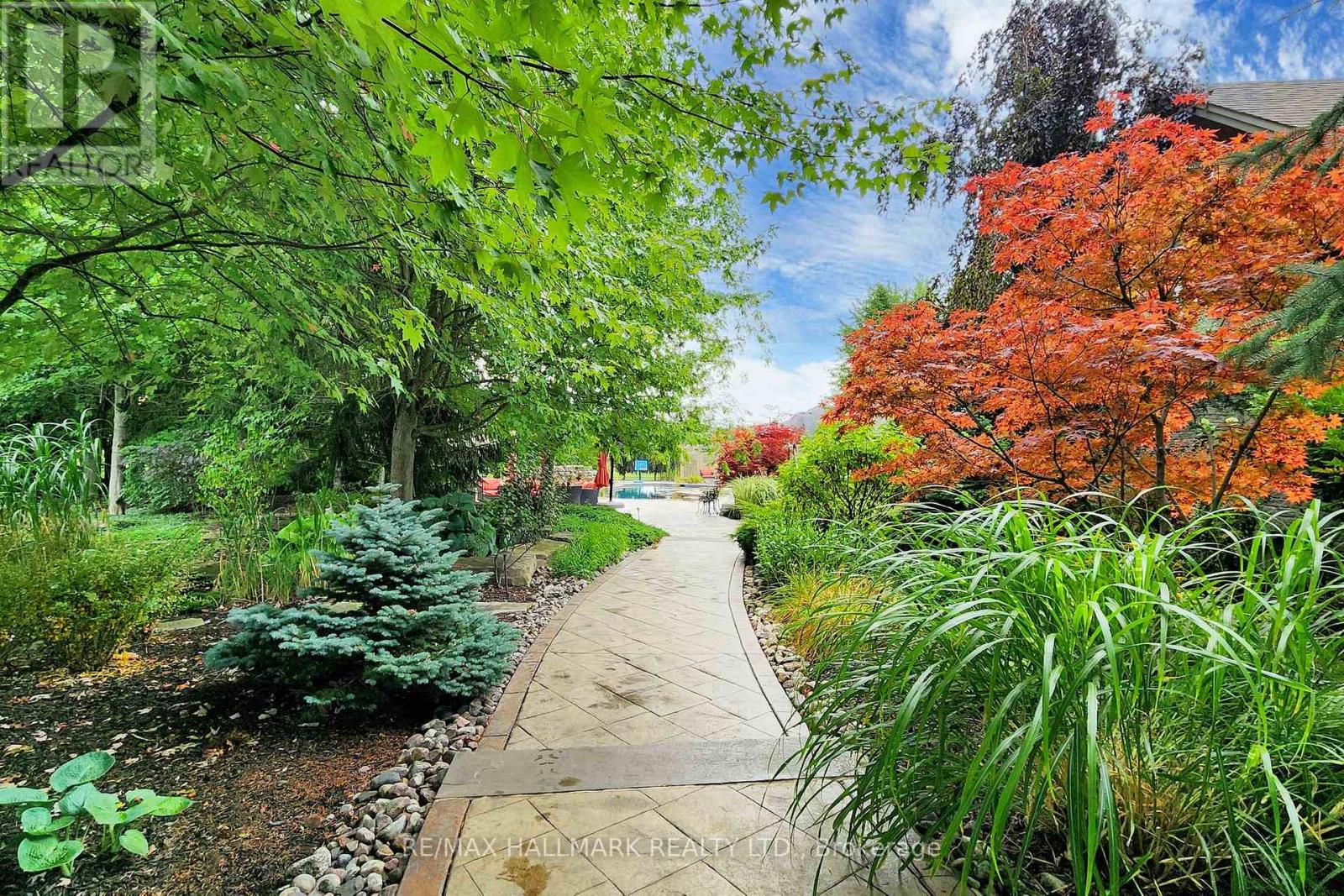 63 Grayfield Drive, Whitchurch-Stouffville, Ontario  L4A 0B1 - Photo 47 - N12509834