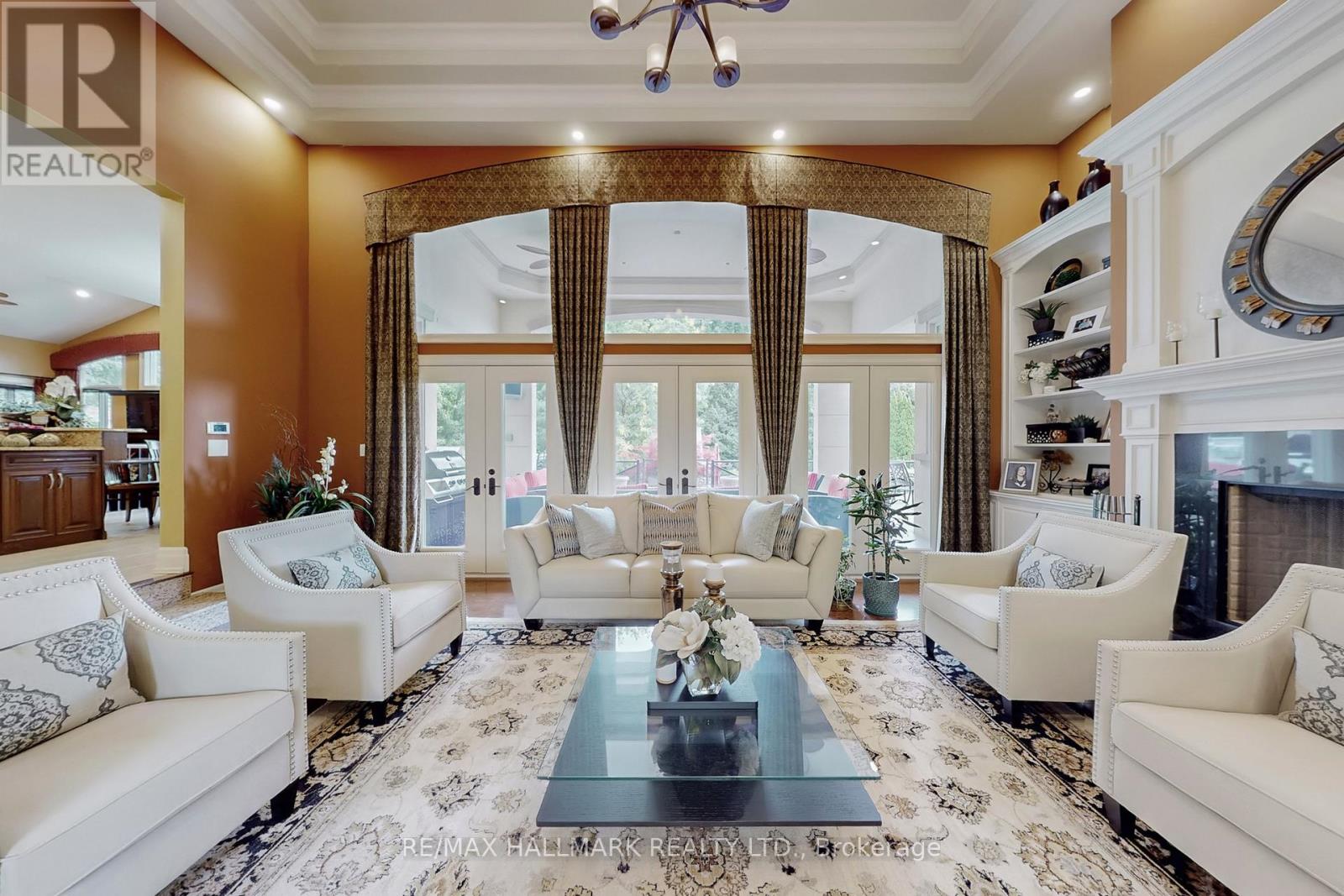 63 Grayfield Drive, Whitchurch-Stouffville, Ontario  L4A 0B1 - Photo 8 - N12509834