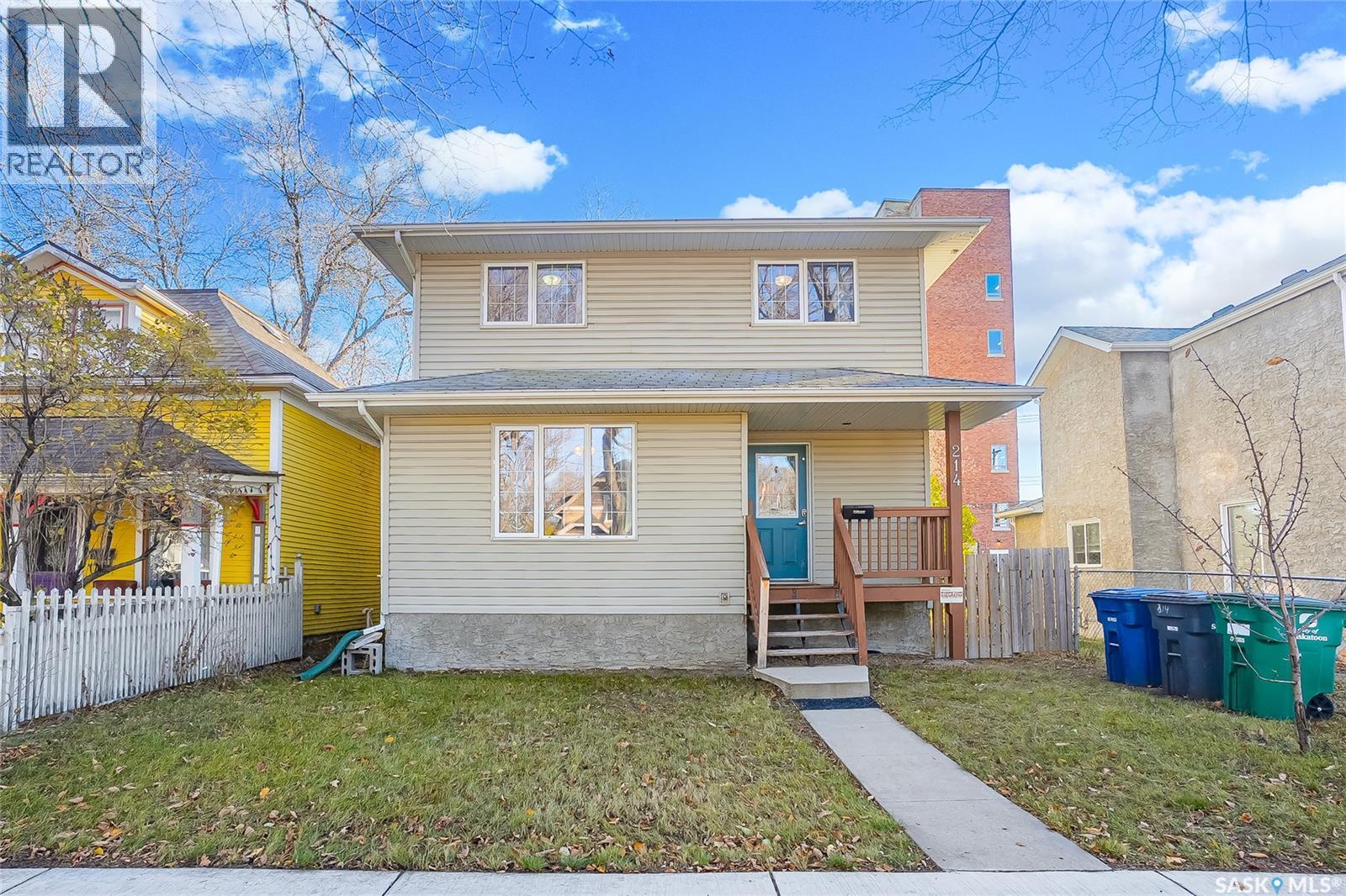 214 E AVENUE N, Saskatoon, Saskatchewan