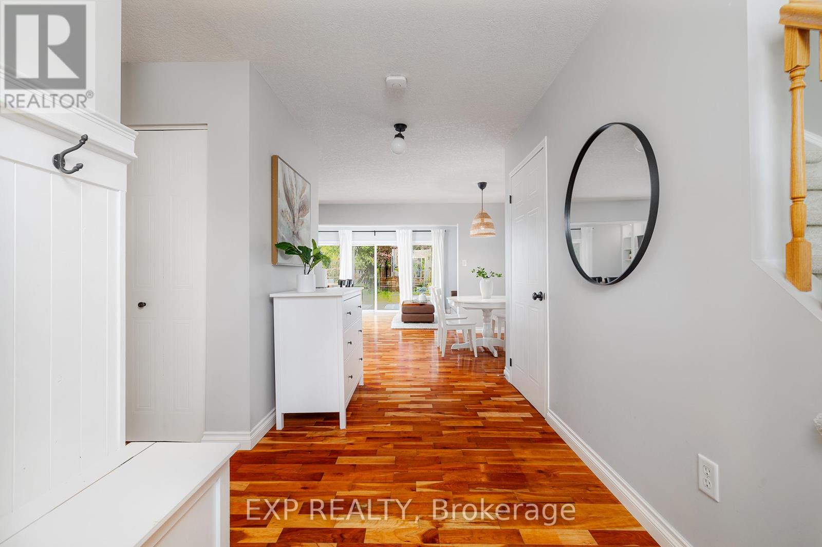 508 Brookmill Crescent, Waterloo, Ontario  N2V 2M1 - Photo 2 - X12413985