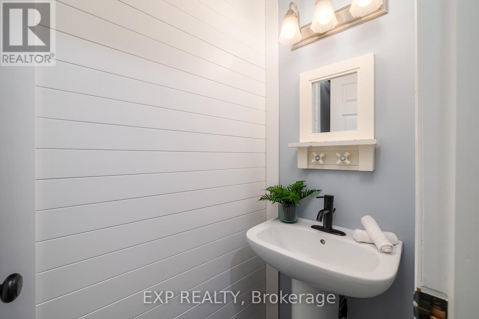 508 Brookmill Crescent, Waterloo, Ontario  N2V 2M1 - Photo 27 - X12413985