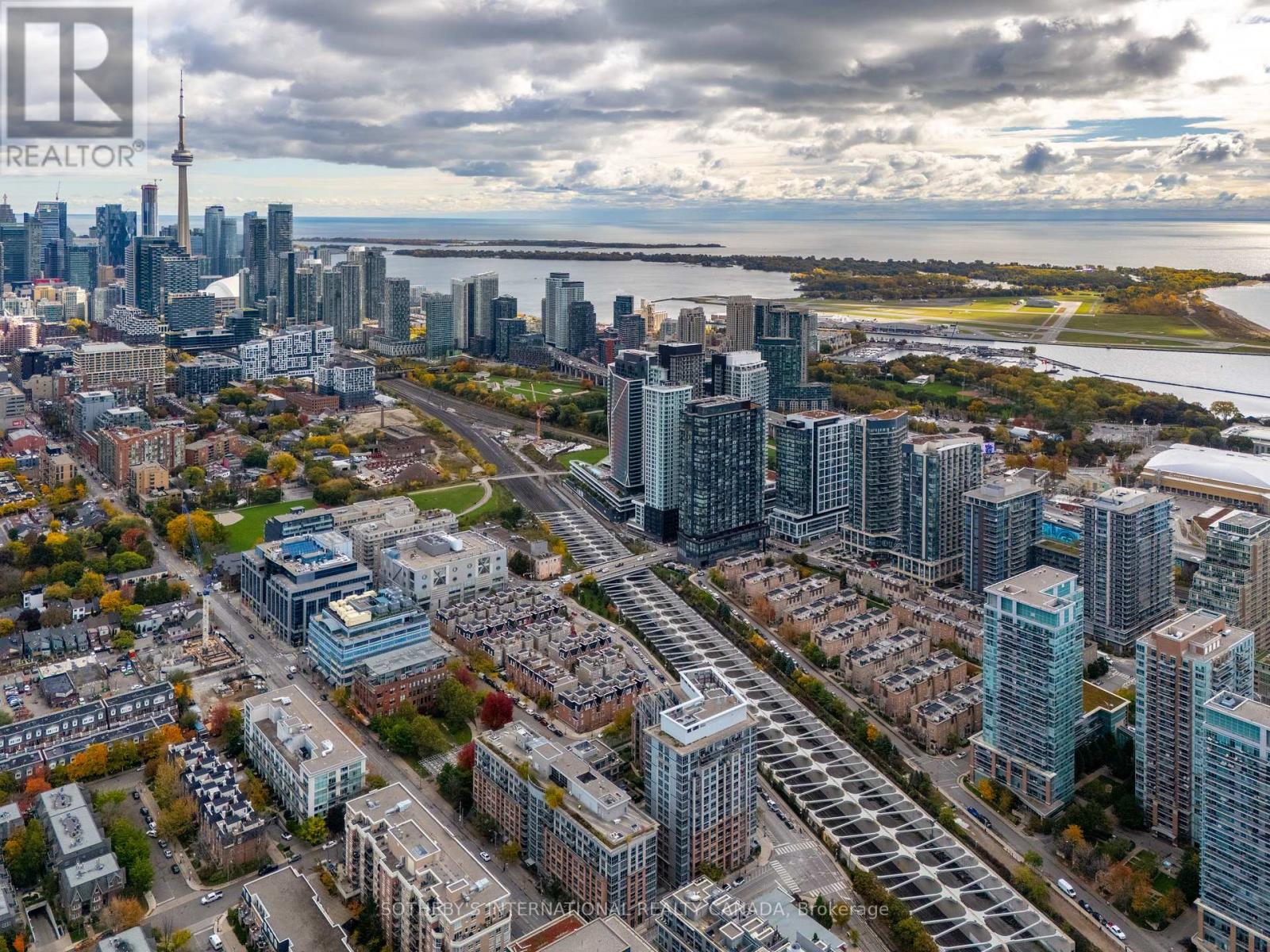 810 - 1005 King Street W, Toronto, Ontario M6K 3M8 - Photo 28 - C12486015