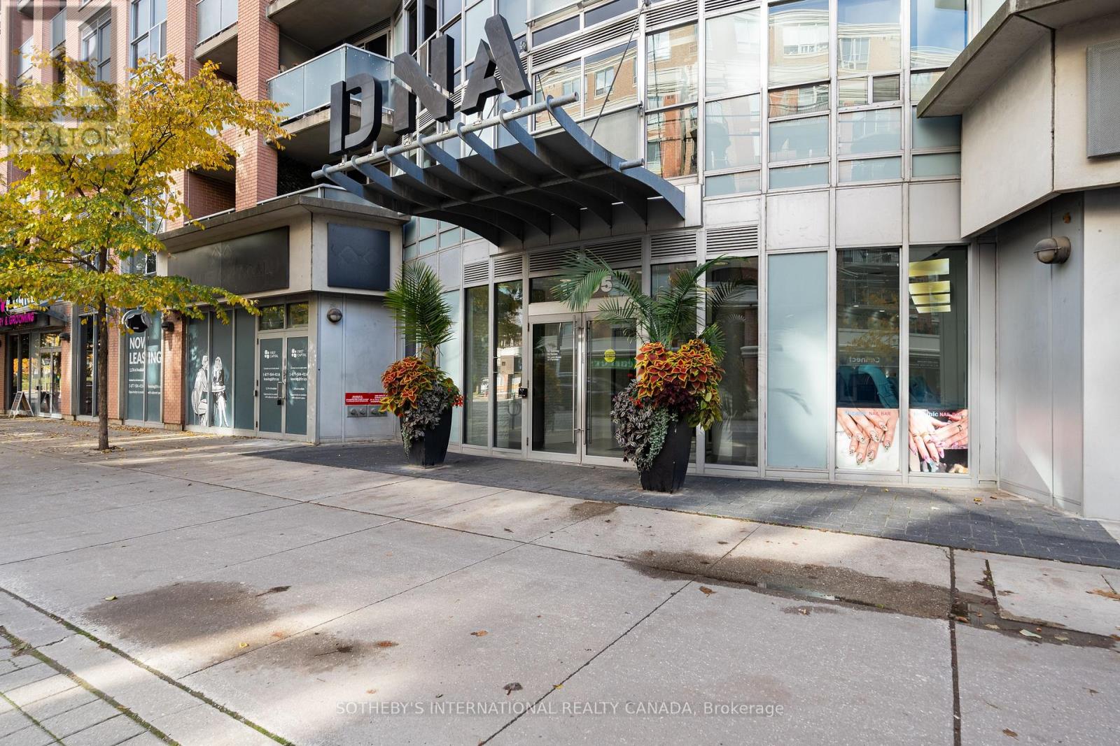 810 - 1005 King Street W, Toronto, Ontario M6K 3M8 - Photo 24 - C12486015