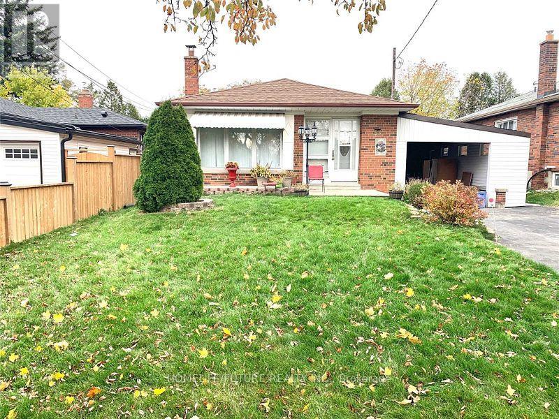 <div class="slider-price">$2,700 Monthly</div><p>53 Fitzgibbon Avenue, Toronto, Ontario</p>