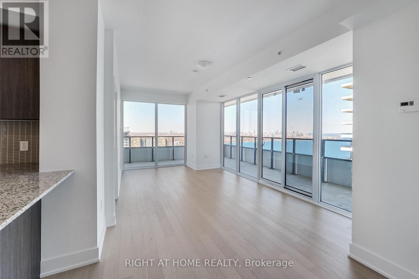 5105 - 30 Shore Breeze Drive, Toronto, Ontario  M8V 1A1 - Photo 19 - W12509740