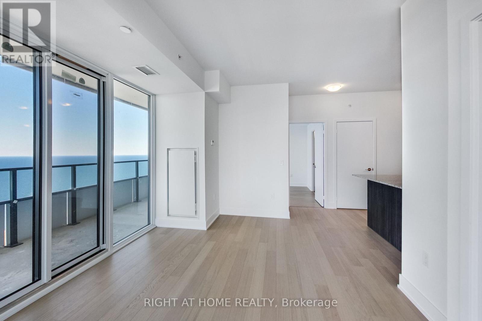 5105 - 30 Shore Breeze Drive, Toronto, Ontario  M8V 1A1 - Photo 23 - W12509740