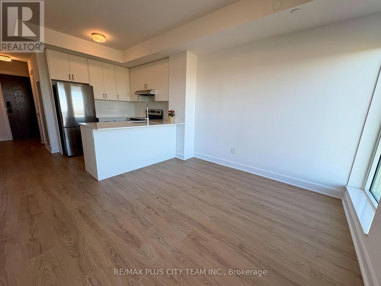 1606 - 3240 WILLIAM COLTSON AVENUE, Oakville, Ontario