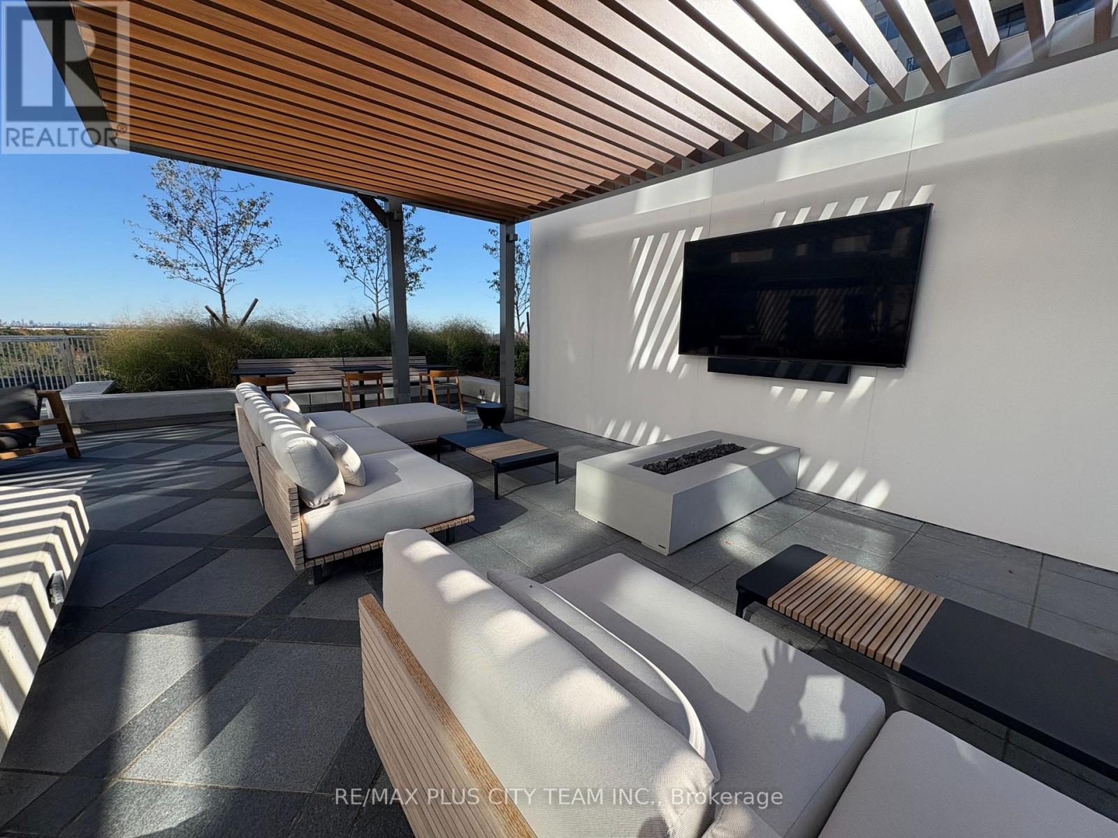 1606 - 3240 William Coltson Avenue, Oakville, Ontario  L6H 8C8 - Photo 12 - W12509766