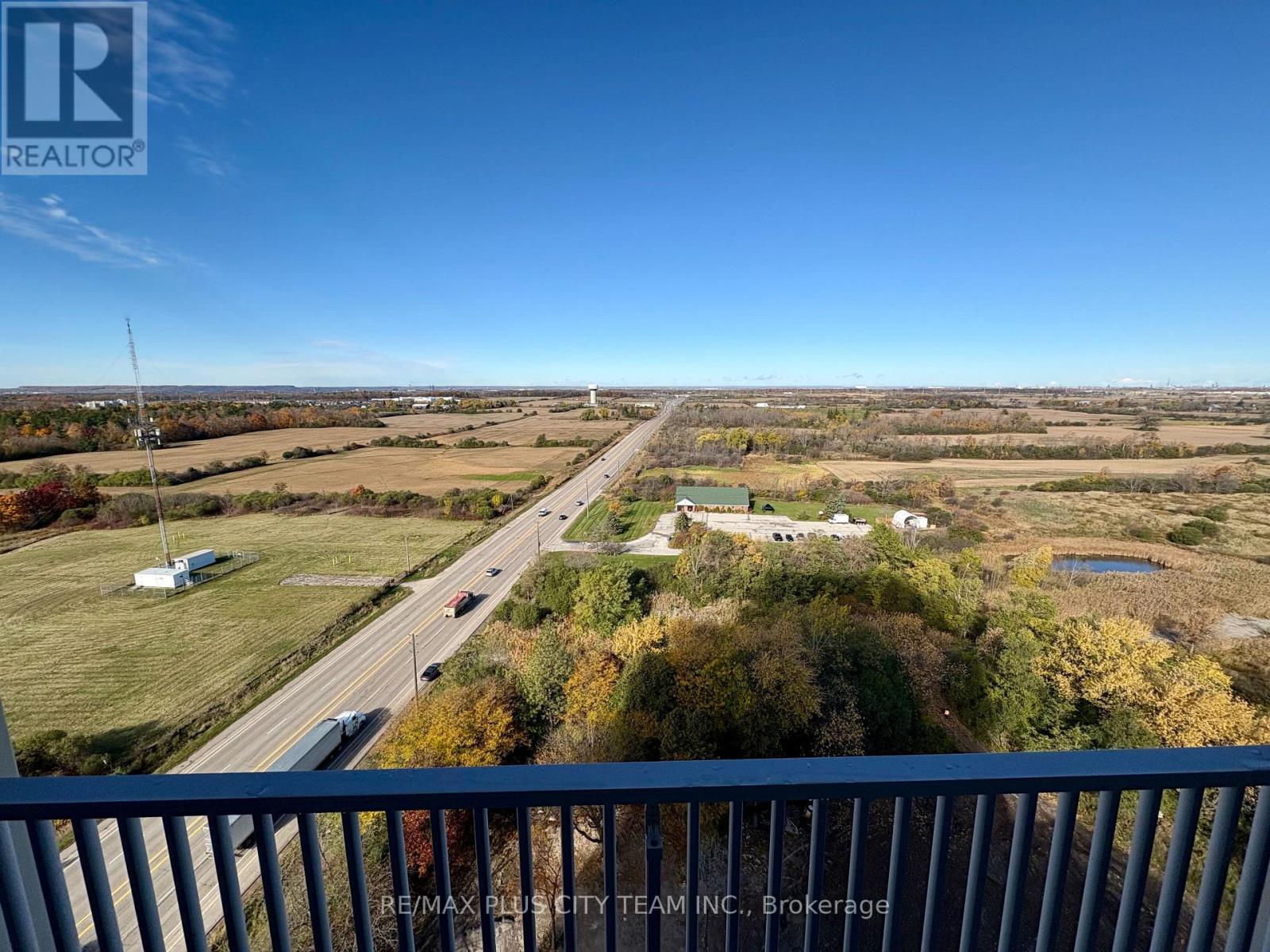 1606 - 3240 William Coltson Avenue, Oakville, Ontario  L6H 8C8 - Photo 8 - W12509766