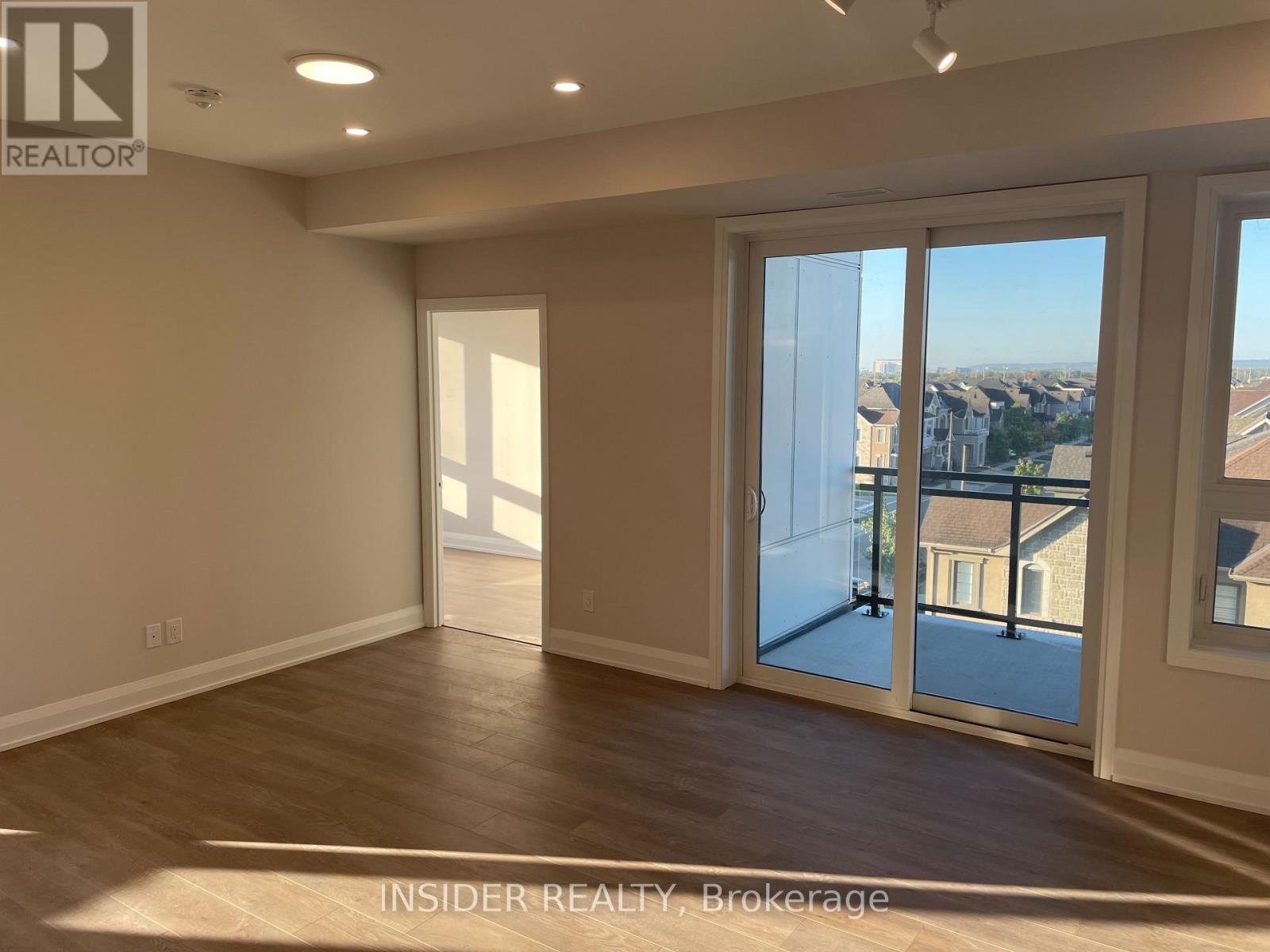 433 - 3250 Carding Mill Trail, Oakville, Ontario  L6M 0Z3 - Photo 3 - W12509776