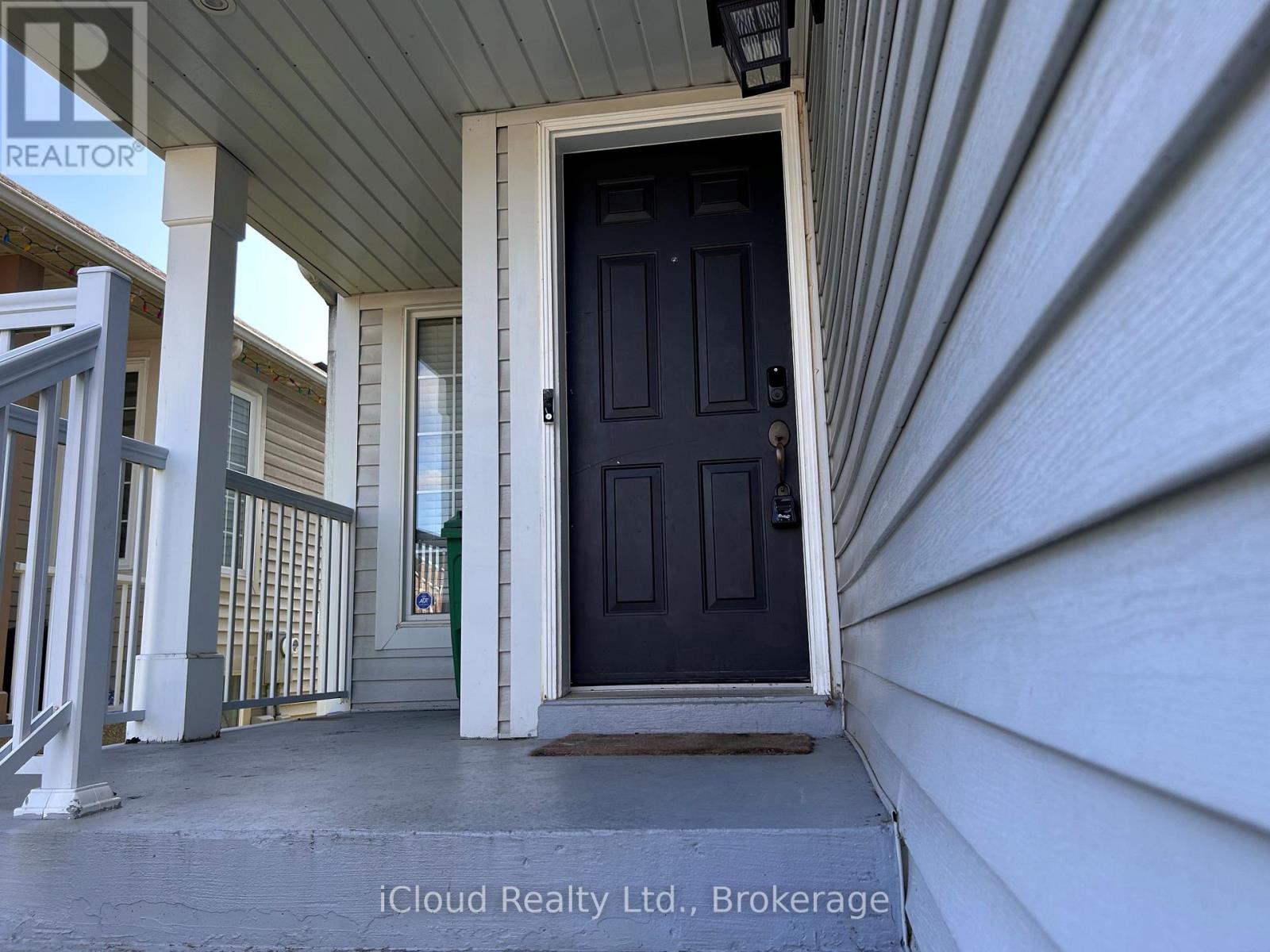 31 Porchlight Road N, Brampton (Fletcher's Creek Village), Ontario  L6X 4S2 - Photo 3 - W12509780