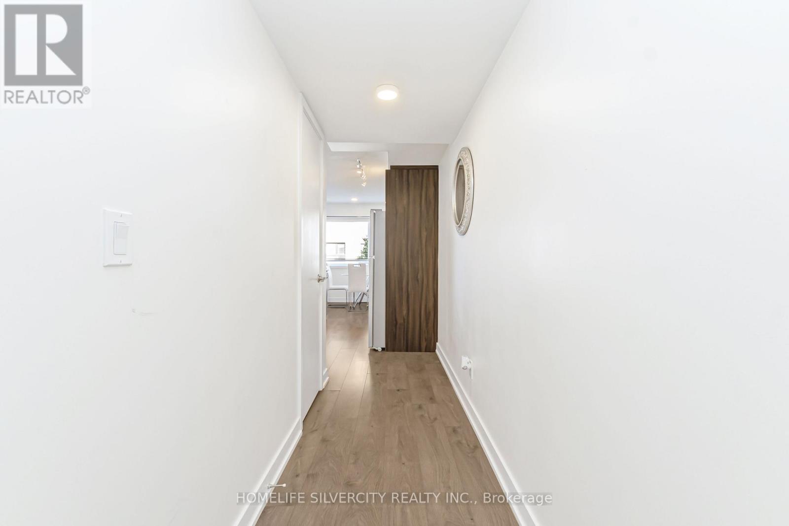 508 - 1127 Cooke Boulevard E, Burlington, Ontario  L7T 0C3 - Photo 9 - W12509806