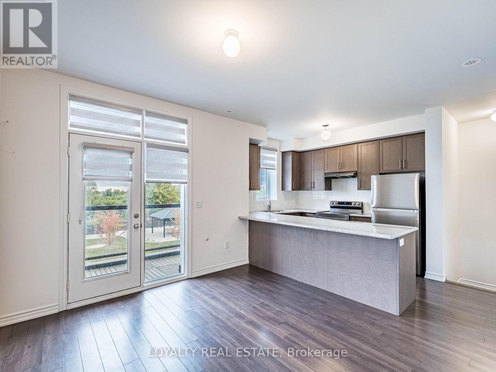 413 - 70 Halliford Place, Brampton, Ontario  L6P 0N5 - Photo 5 - W12509822