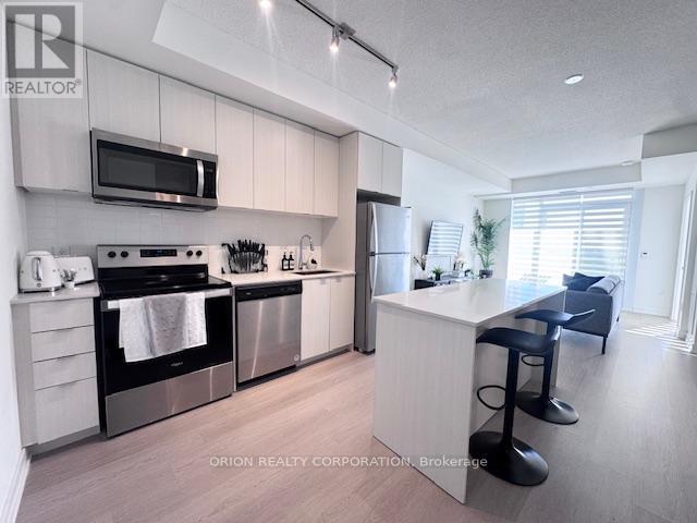 610 - 859 THE QUEENSWAY, Toronto, Ontario