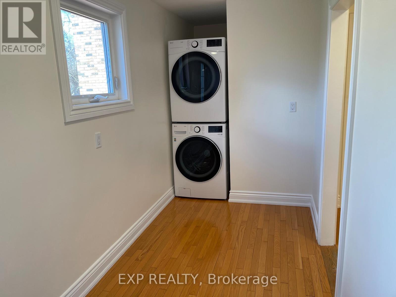 1084 Haig Boulevard, Mississauga, Ontario L5E 2M5 - Photo 16 - W12474827