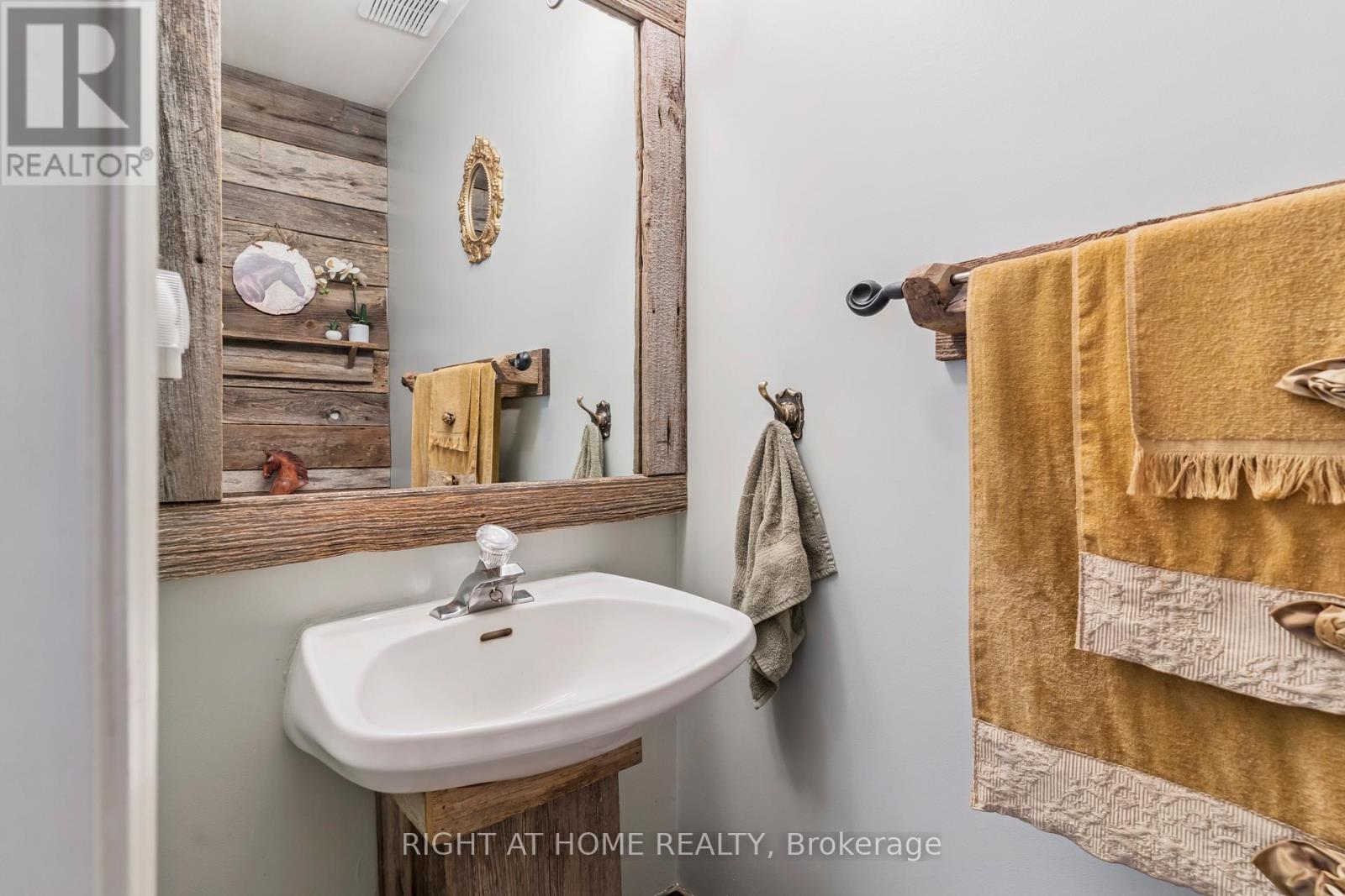 6216 Sunnidale Tosorontio Townline, Clearview, Ontario  L0M 1K0 - Photo 8 - S12348707