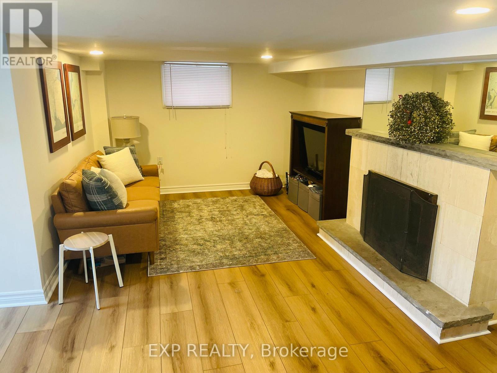 1084 Haig Boulevard, Mississauga, Ontario L5E 2M5 - Photo 26 - W12474827