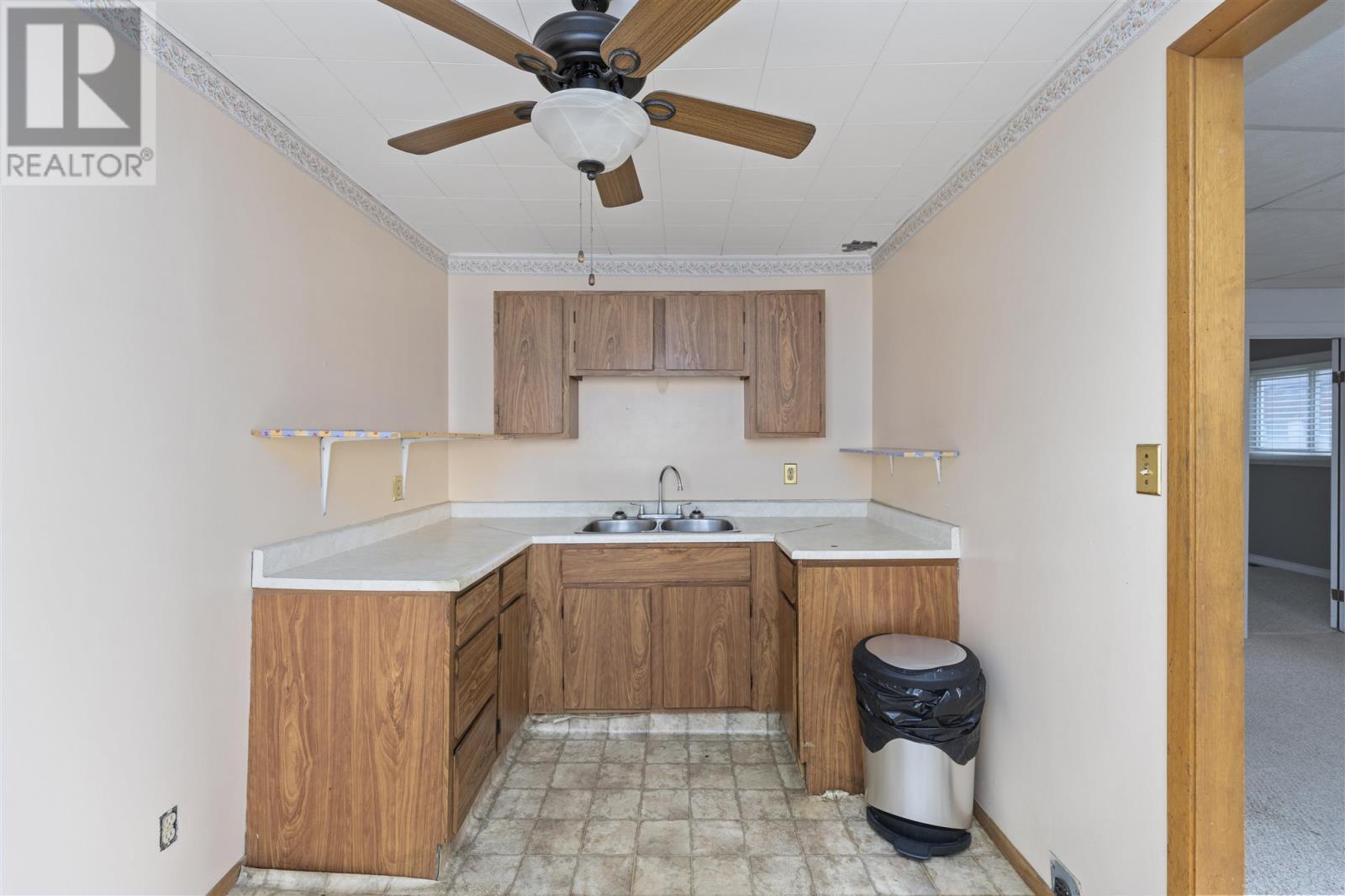 508 Douglas St, Sault Ste. Marie, Ontario P6C 1T4 - Photo 8 - SM252889