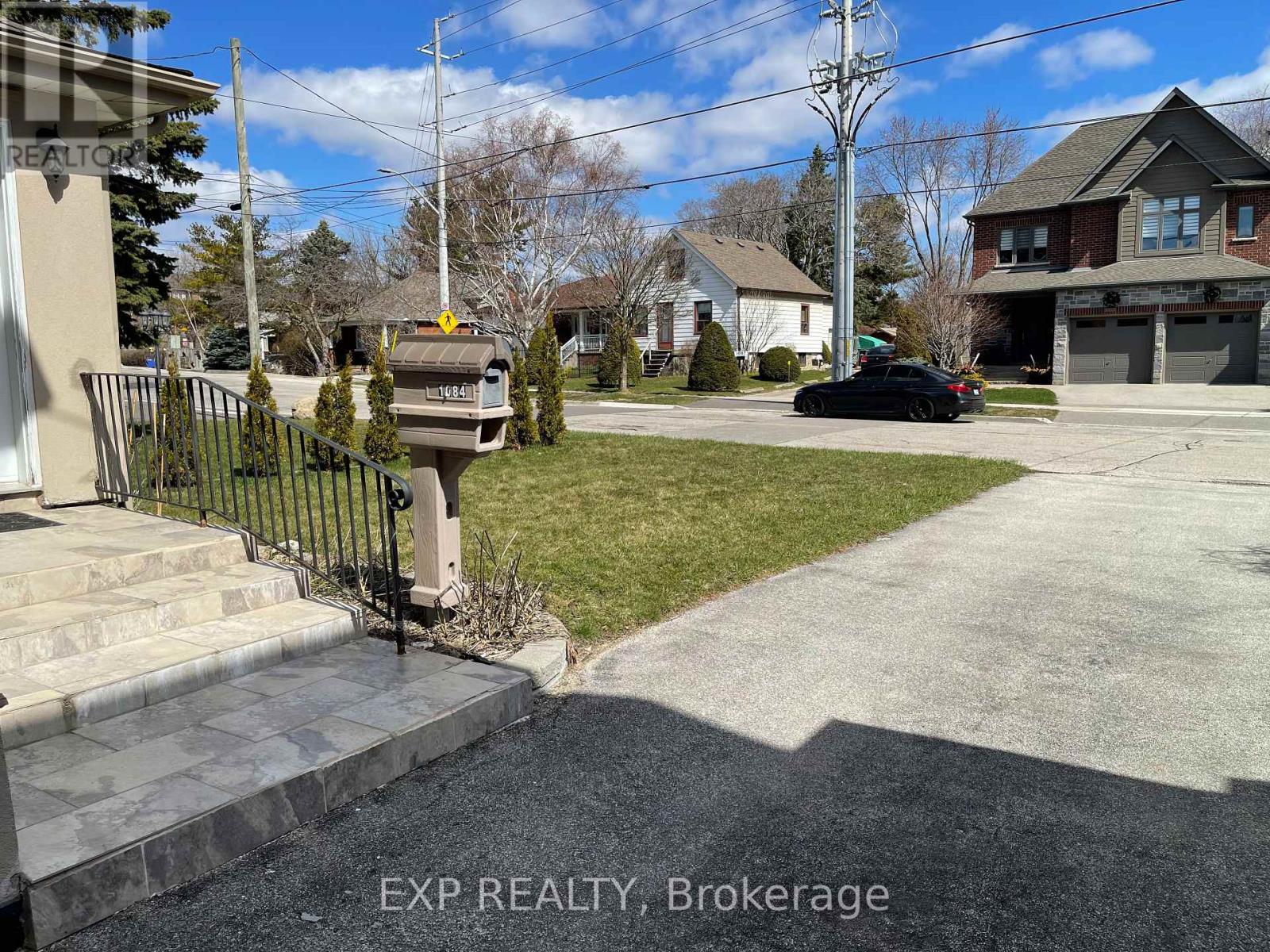 1084 Haig Boulevard, Mississauga, Ontario L5E 2M5 - Photo 39 - W12474827