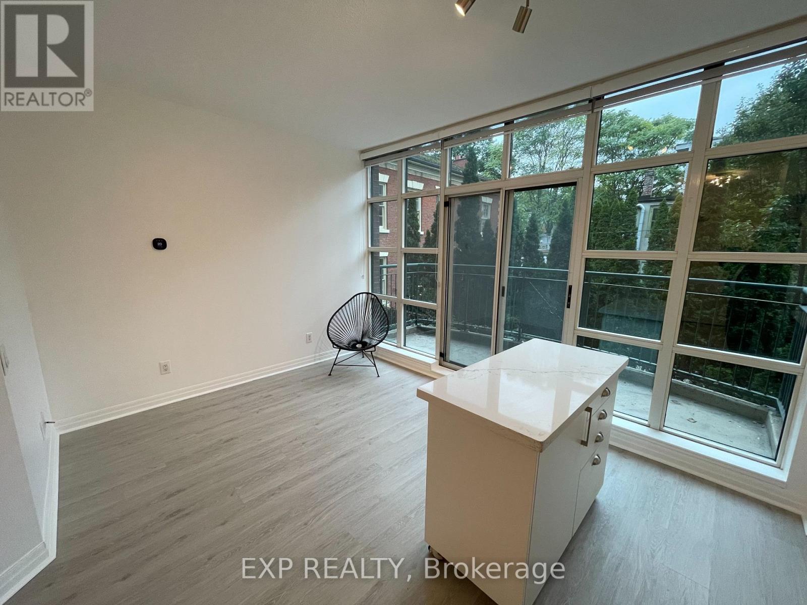 227 - 901 Queen Street W, Toronto, Ontario M6J 3X4 - Photo 7 - C12483794