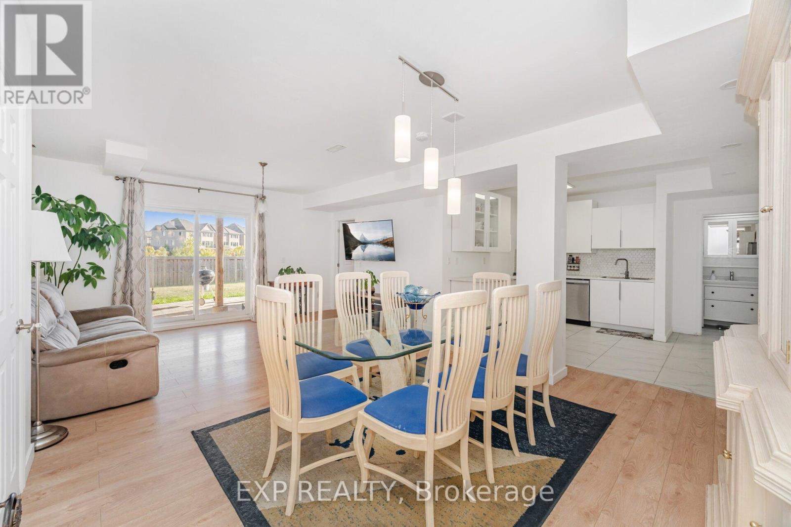 33 Charlotte Abby Drive, East Gwillimbury, Ontario  L9N 0T1 - Photo 38 - N12418731