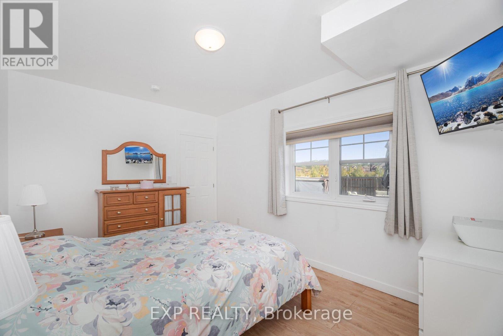 33 Charlotte Abby Drive, East Gwillimbury, Ontario  L9N 0T1 - Photo 43 - N12418731