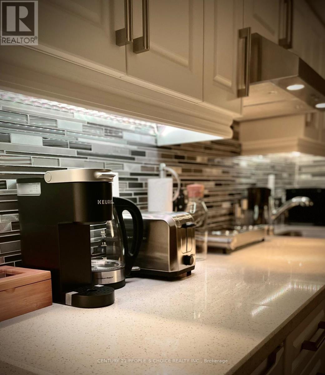 Bsmt - 657 Thompson Road S, Milton, Ontario  L9T 5W8 - Photo 13 - W12498762