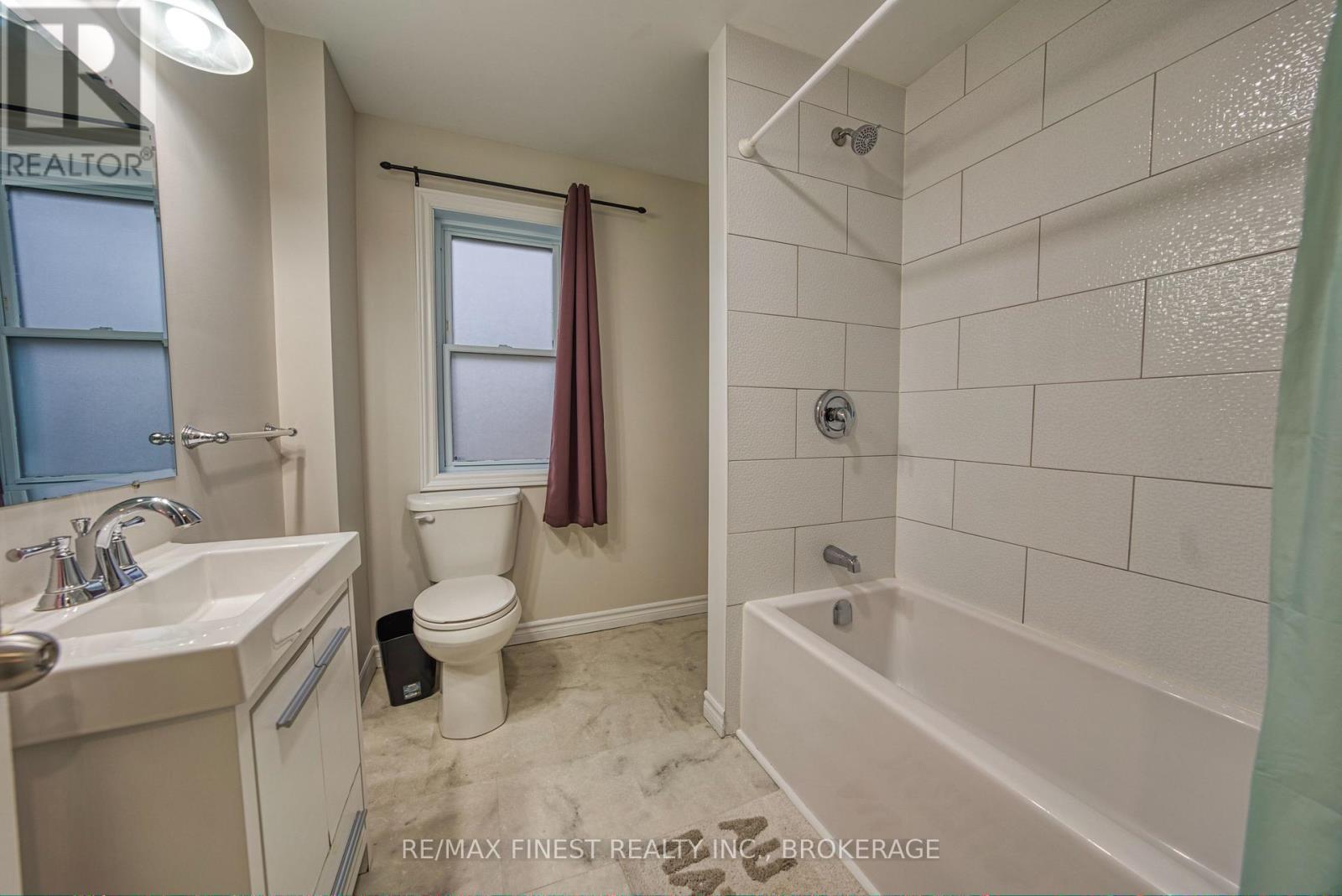 430 Macdonnell Street, Kingston, Ontario K7L 4E4 - Photo 10 - X12509948