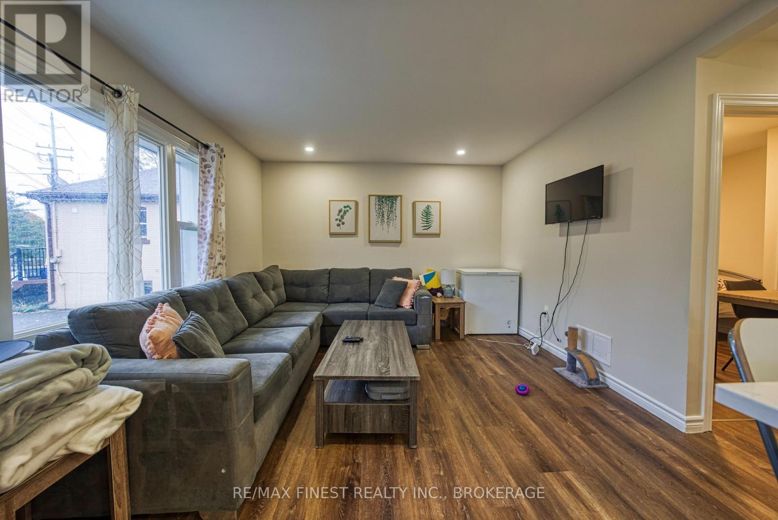 430 Macdonnell Street, Kingston, Ontario K7L 4E4 - Photo 7 - X12509948