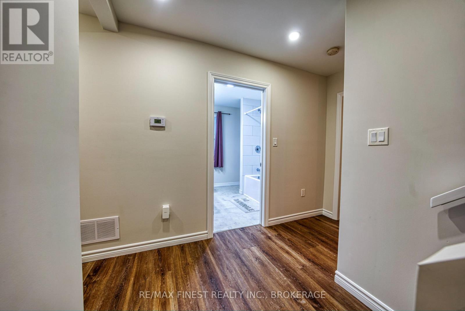 430 Macdonnell Street, Kingston, Ontario K7L 4E4 - Photo 9 - X12509948