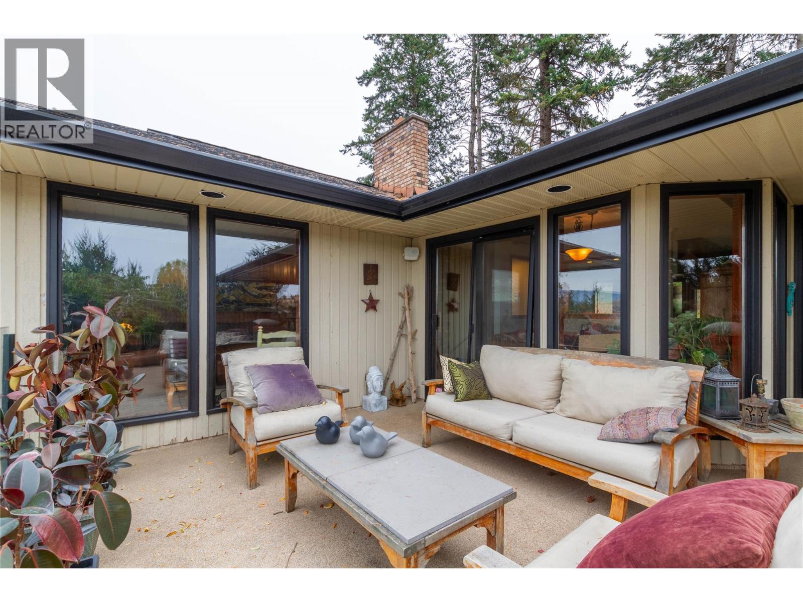 11700 Palfrey Drive W, Coldstream, British Columbia  V1B 1A8 - Photo 38 - 10366997