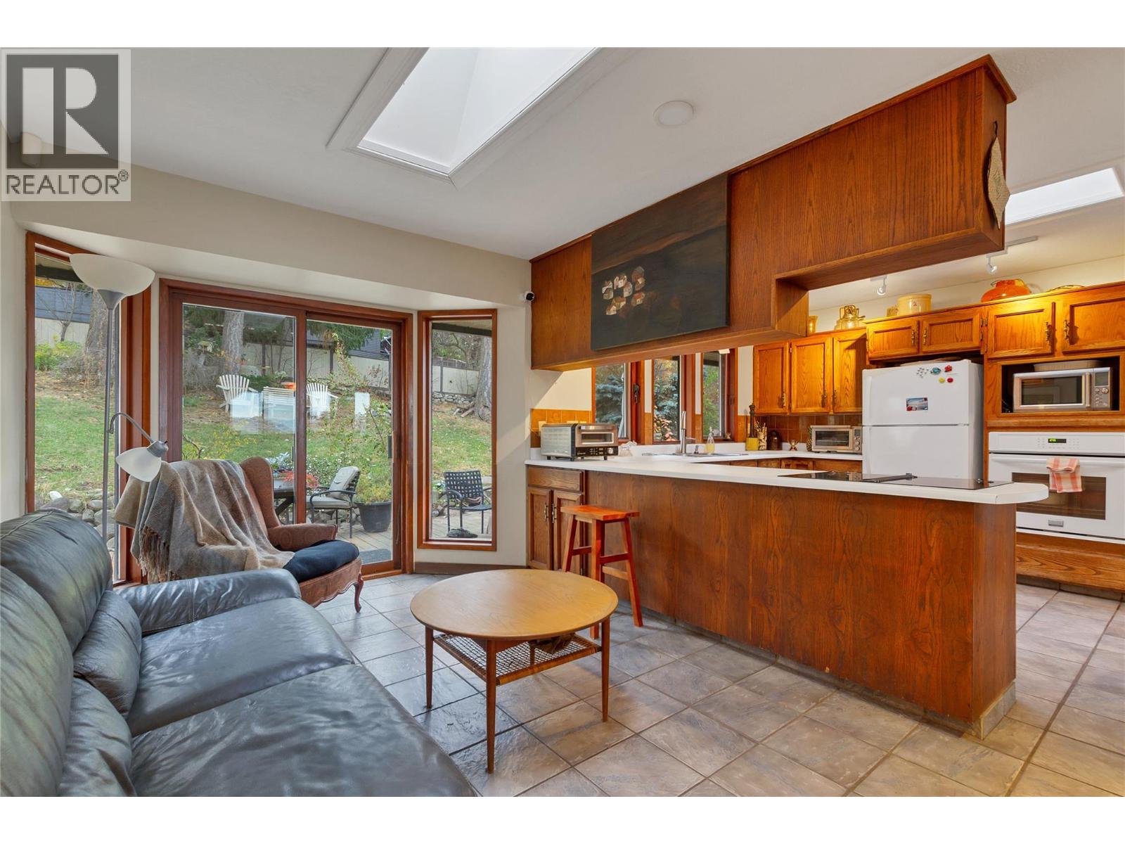 11700 Palfrey Drive W, Coldstream, British Columbia  V1B 1A8 - Photo 14 - 10366997