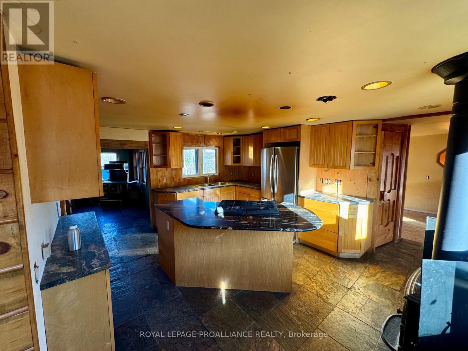 412 Mccauley's Road, North Kawartha, Ontario  K0L 1A0 - Photo 5 - X12510038