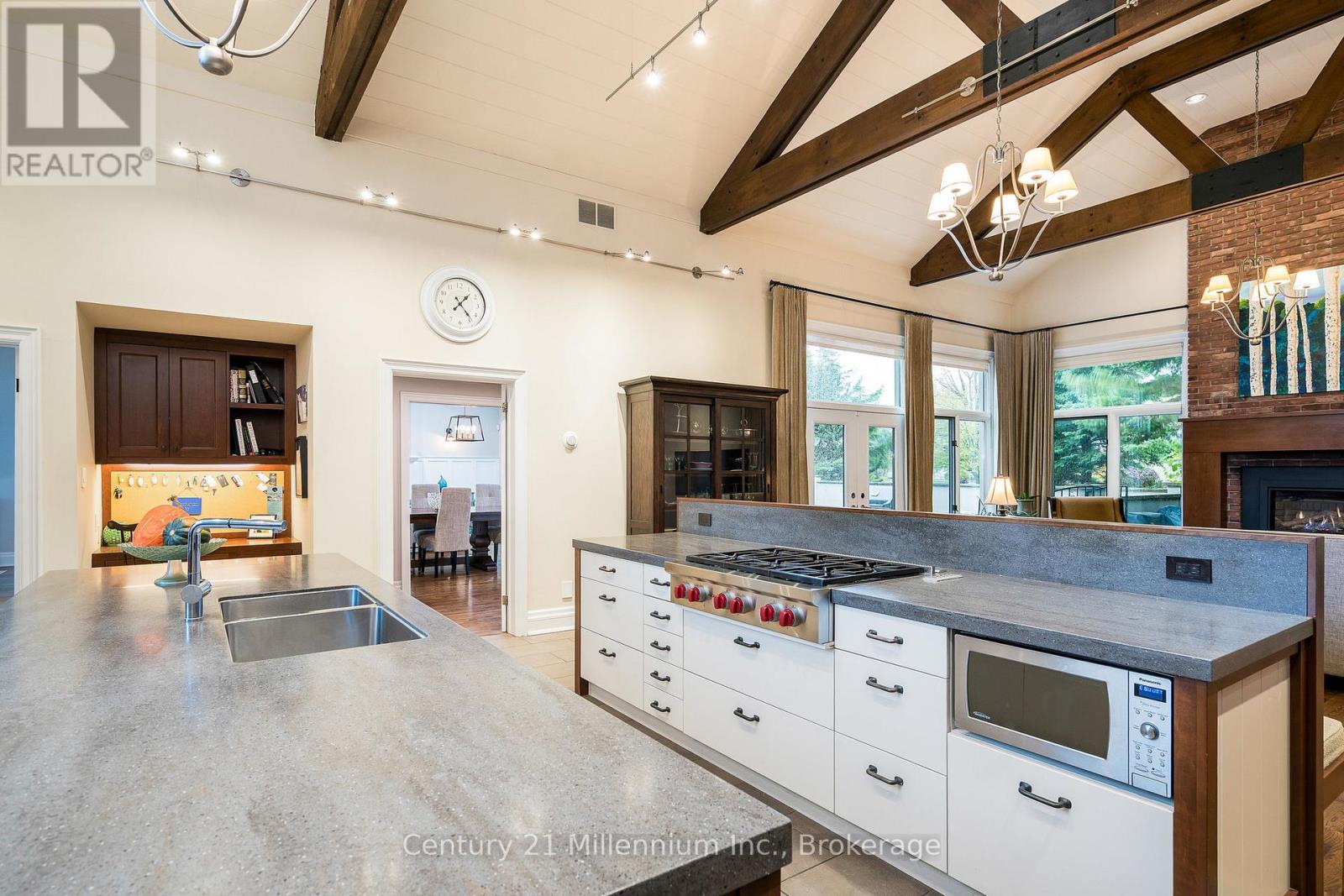 160 Grand Cypress Lane, Blue Mountains, Ontario  L9Y 0K8 - Photo 20 - X12509930