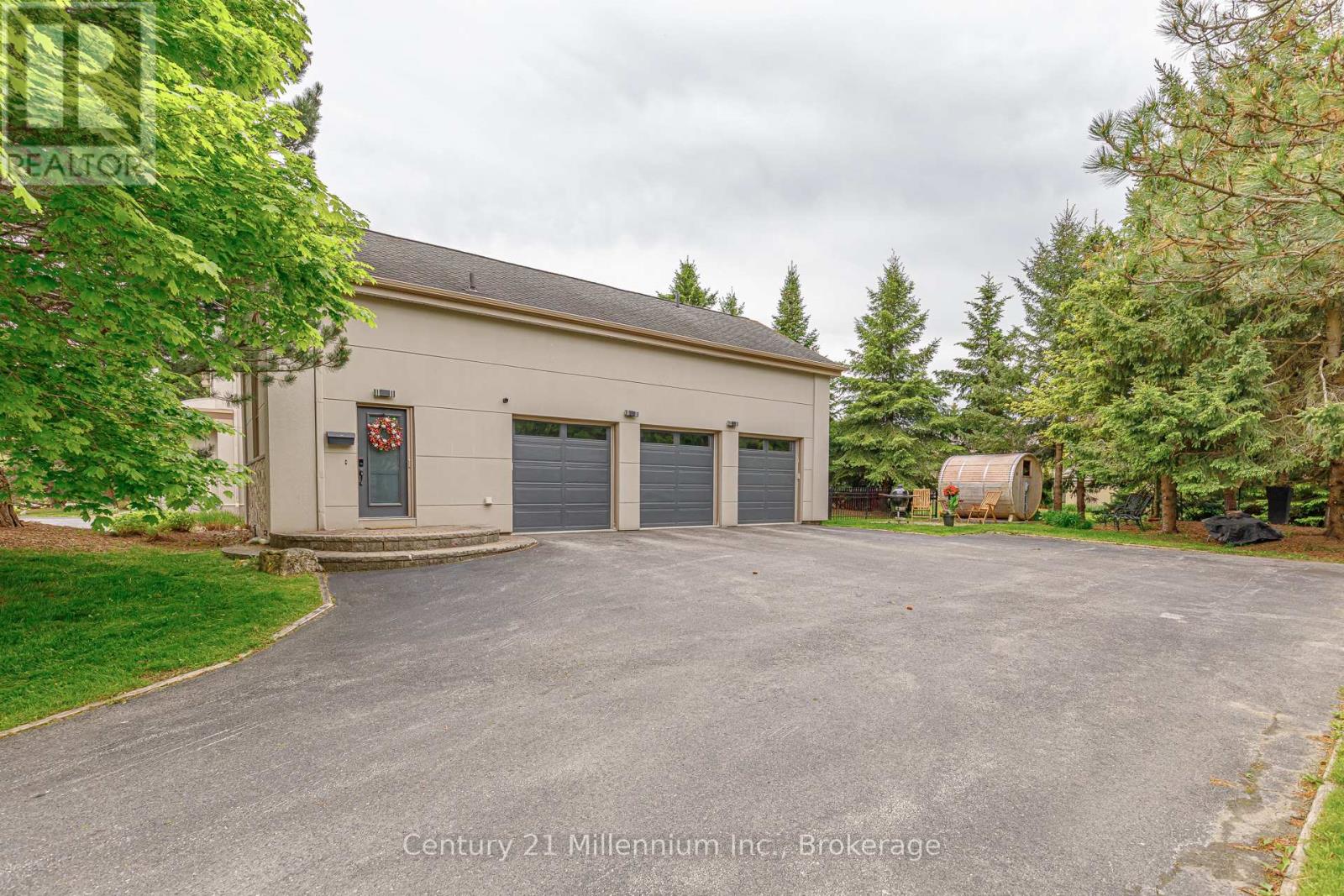 160 Grand Cypress Lane, Blue Mountains, Ontario  L9Y 0K8 - Photo 3 - X12509930