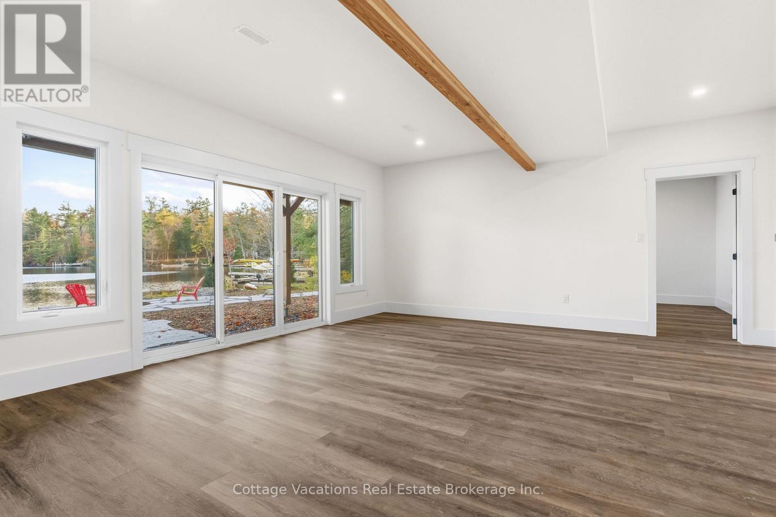 1111 Lakeshore Drive, Gravenhurst, Ontario P1P 1R2 - Photo 21 - X12509950