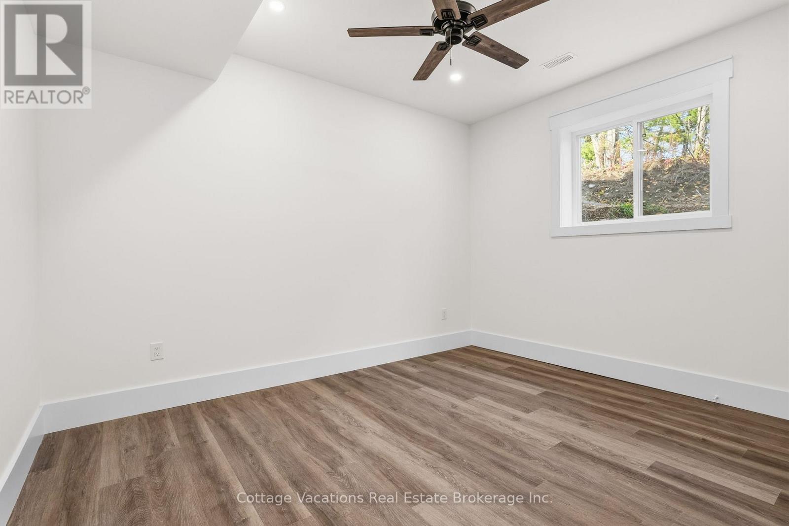 1111 Lakeshore Drive, Gravenhurst, Ontario P1P 1R2 - Photo 26 - X12509950