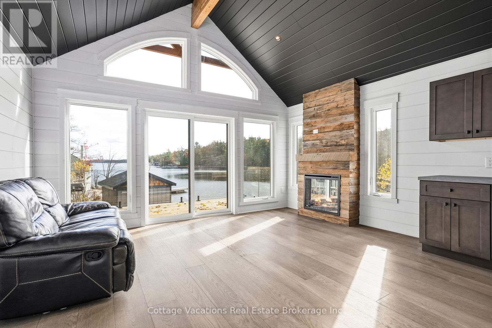 1111 Lakeshore Drive, Gravenhurst, Ontario P1P 1R2 - Photo 28 - X12509950