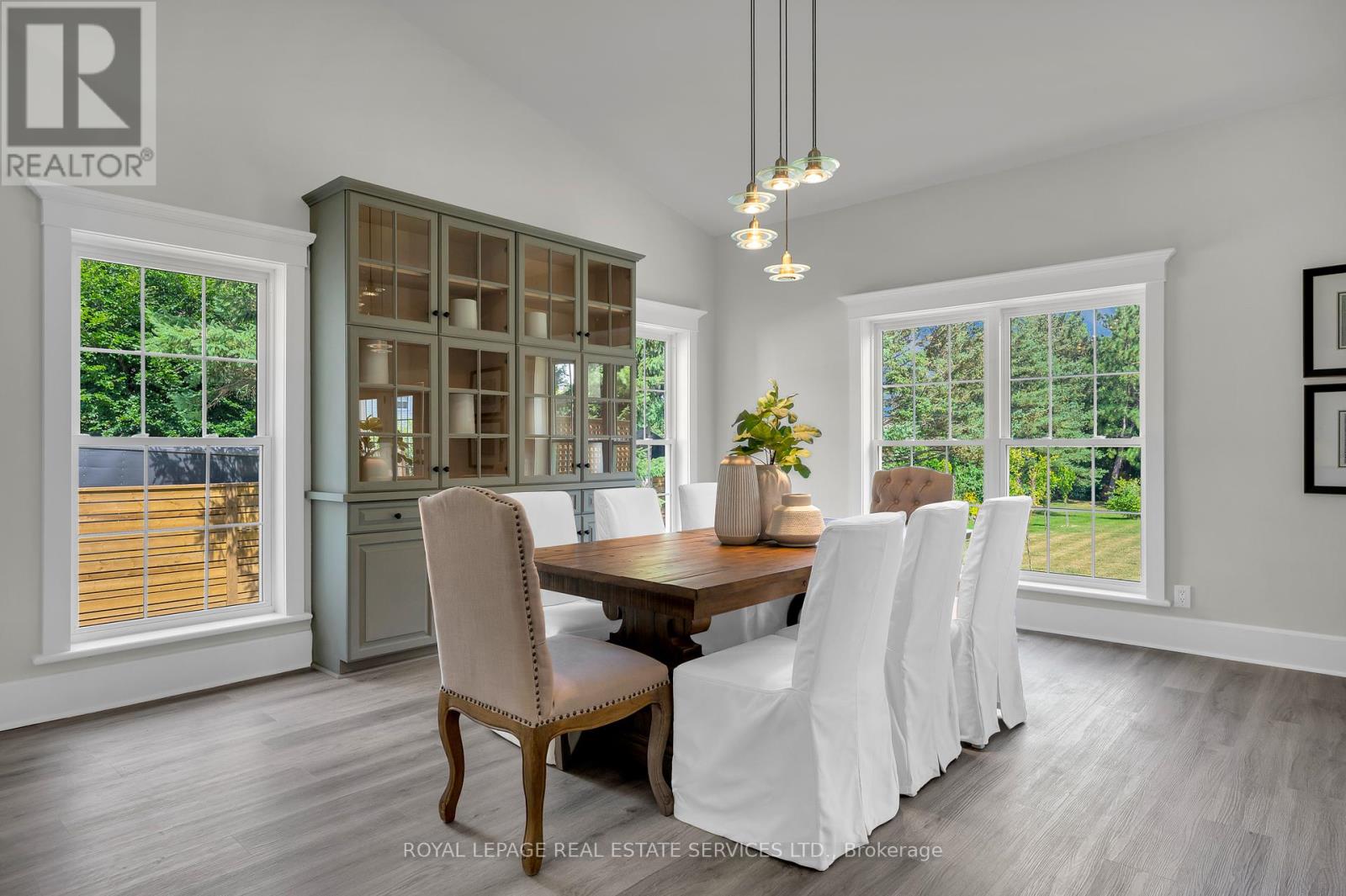 199 Niagara Street, Niagara-On-The-Lake, Ontario L0S 1J0 - Photo 4 - X12375876