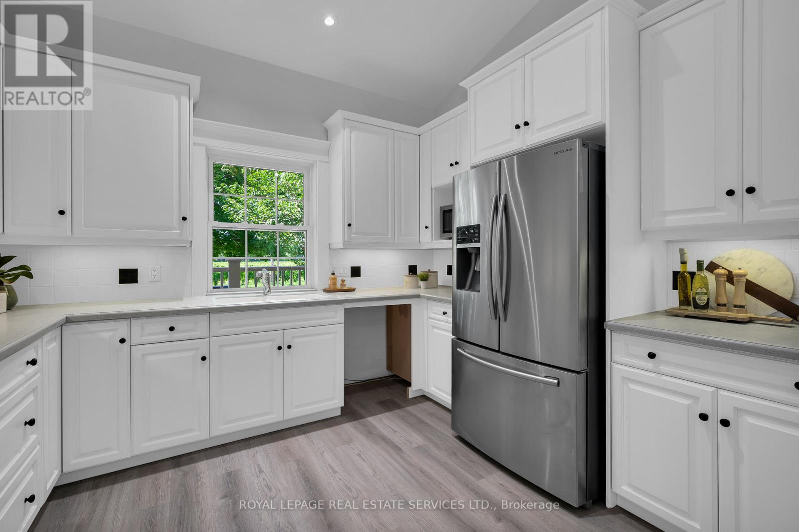 199 Niagara Street, Niagara-On-The-Lake, Ontario L0S 1J0 - Photo 7 - X12375876