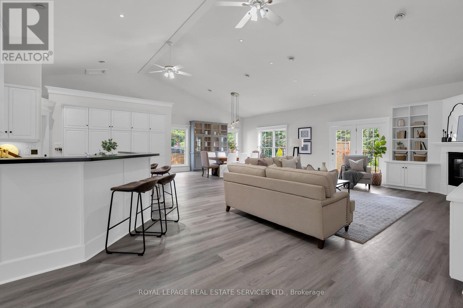 199 Niagara Street, Niagara-On-The-Lake, Ontario L0S 1J0 - Photo 8 - X12375876