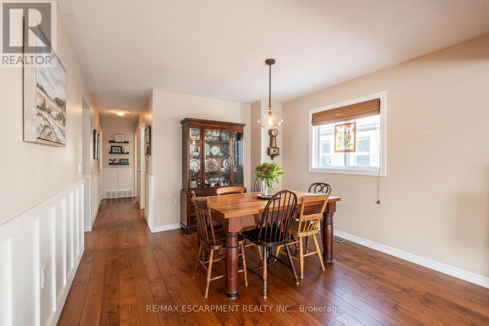 136 Glenariff Drive, Hamilton, Ontario  L8B 1A5 - Photo 12 - X12509796