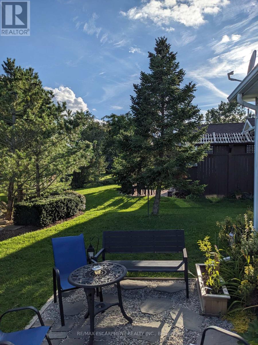 136 Glenariff Drive, Hamilton, Ontario  L8B 1A5 - Photo 37 - X12509796