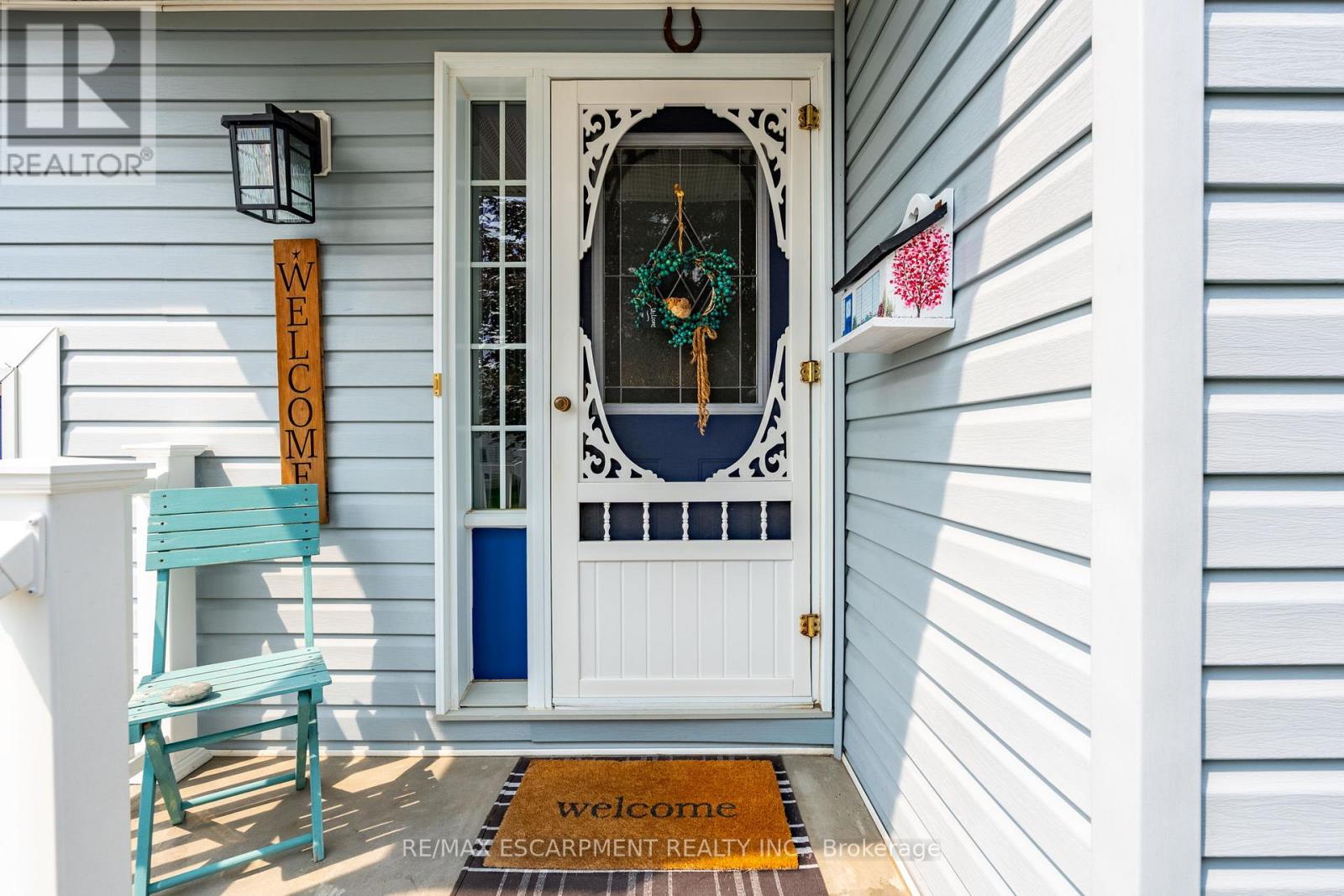 136 Glenariff Drive, Hamilton, Ontario  L8B 1A5 - Photo 5 - X12509796