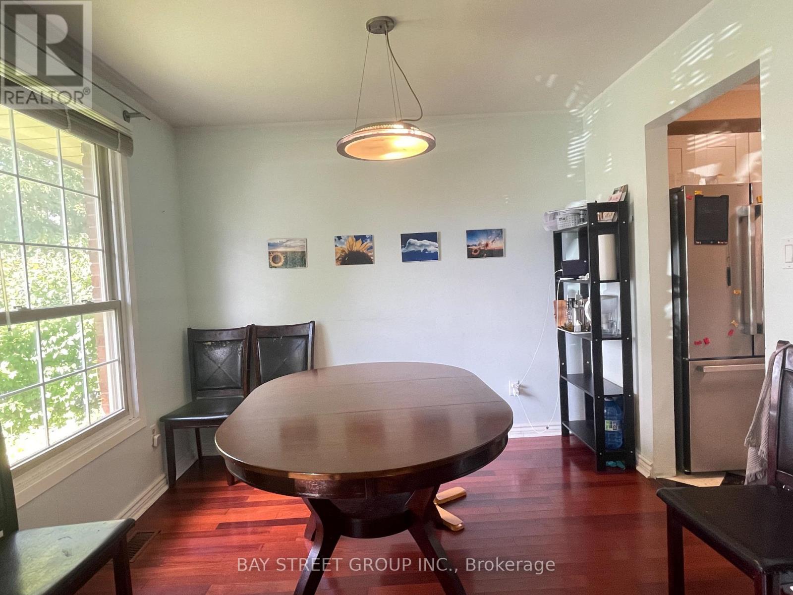 8159 Niven Street, Niagara Falls, Ontario L2H 2B9 - Photo 6 - X12509840