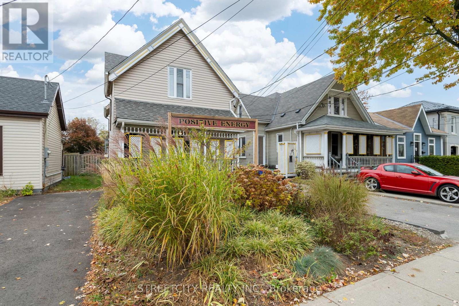 840 Queens Avenue, London East, Ontario  N5W 3H6 - Photo 2 - X12509884